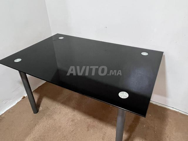 Table à manger en verre noir – Design moderne - 2