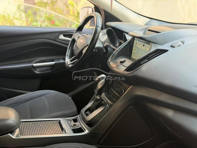 Ford kuga titaniume