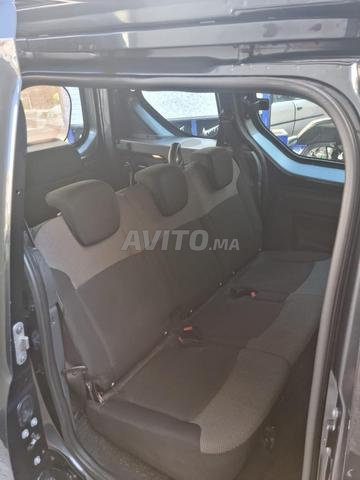 داسيا دوكر ديزل يدوية 2021 في طنجة - 2