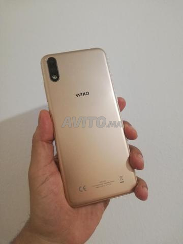Wiko 64 Go comme neuf - 2