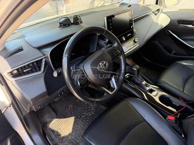 Corolla prestige Distinctive 1.8 122 ch