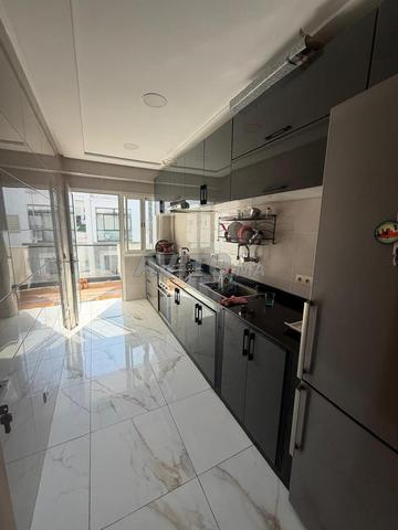 Appartement meublé à louer dans une résidence avec piscine