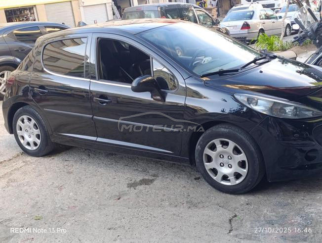 Peugeot 207 Diesel Manuelle 2011 à Tanger