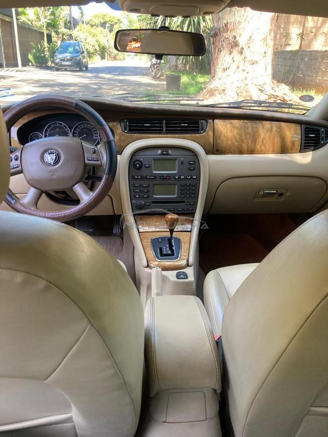 JAGUAR X TYPE voiture prestigieuse de collection 