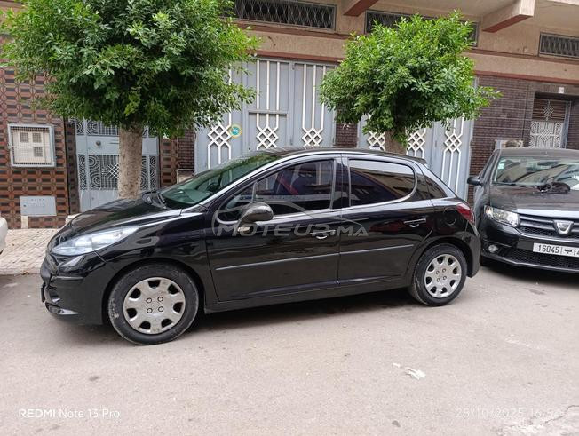 Peugeot 207 Diesel Manuelle 2011 à Tanger