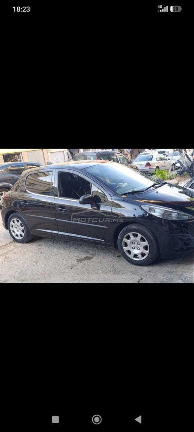 Peugeot 207 Diesel Manuelle 2011 à Tanger