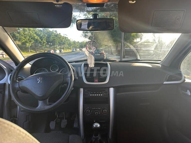 Peugeot 207 - 2