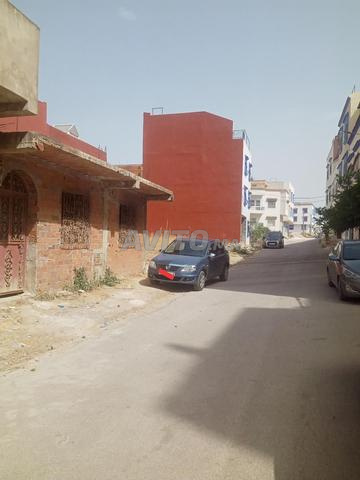 منزل أحمر والهواء للبيع حي الأدرار - 2