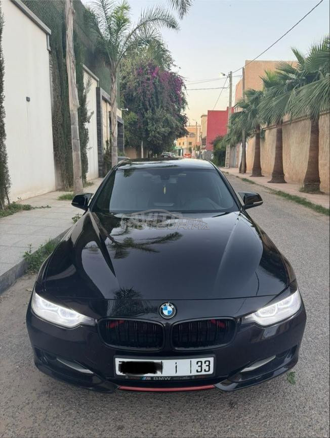 BMW Série 3 Diesel Automatique 2014 à Agadir