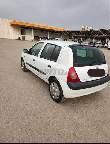 Renault Clio - 2