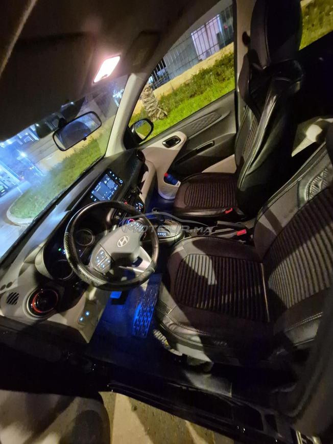 Hyundai Grand i10 premier main  