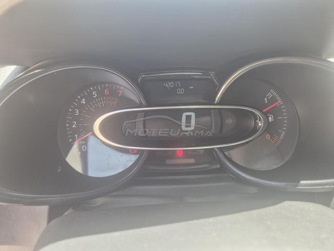 Clio 4 Essence 2018 faible kilométrage