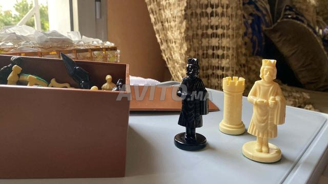 Ajedrez Fantasia (لعبة الشطرنج) بيادق كبيرة♟️
