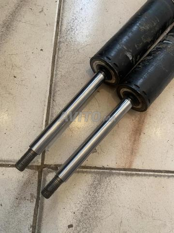 ممتصات صدمات مرسيدس W213 - 2
