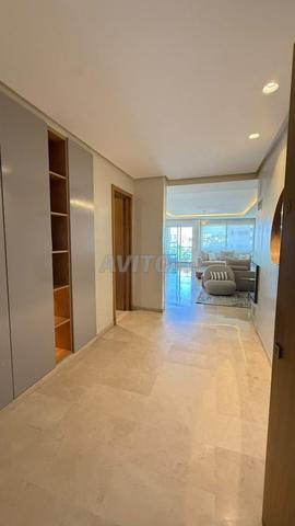 Appartement à louer 170 m² à Hay Riad