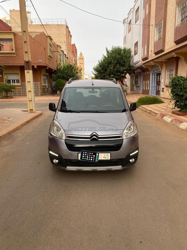 Citroen berlingo 2016 kilométrage 84 Alf 