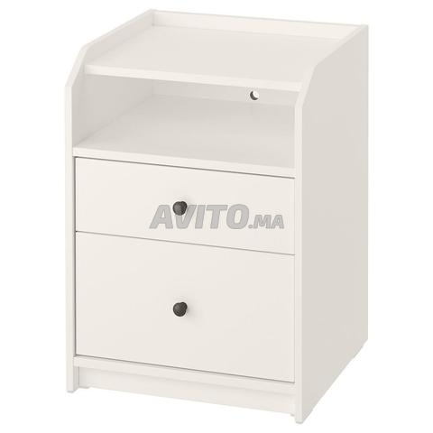 2 tables de chevet Ikea en excellent état