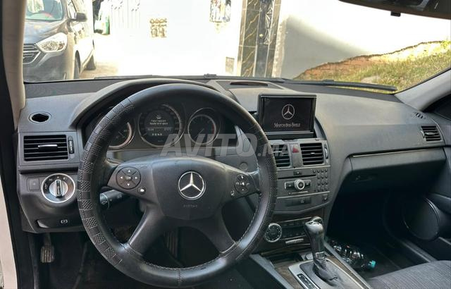 Mercedes C 220 modèle 2010 - 2
