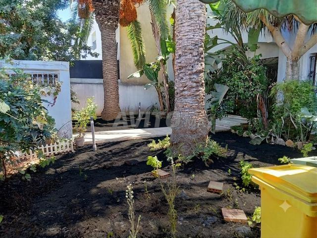 À VENDRE Villa 415 m² avec 3 Façades