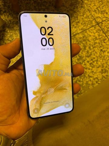 Samsung Galaxy S22 5G - 2