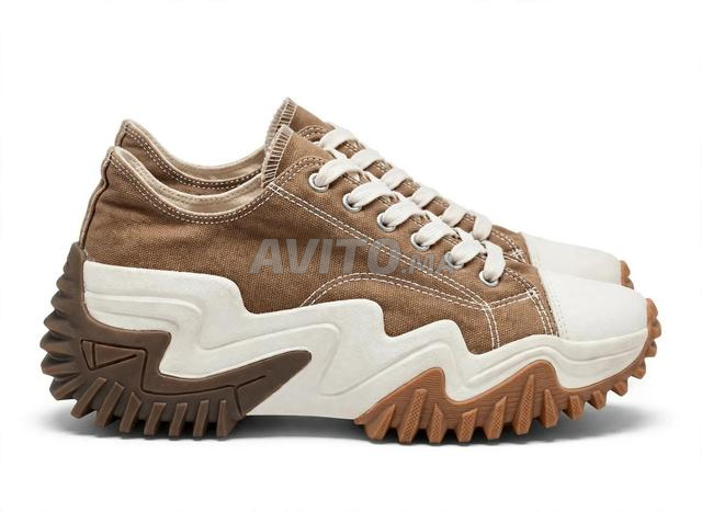 Sneakers Beige Taille 37 Neuve - 2