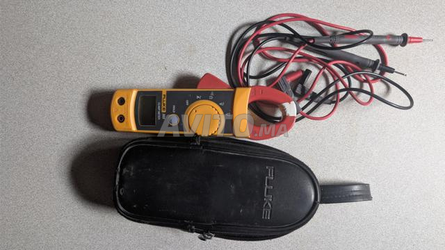 Appareil de mesure marque Fluke avec accessoires