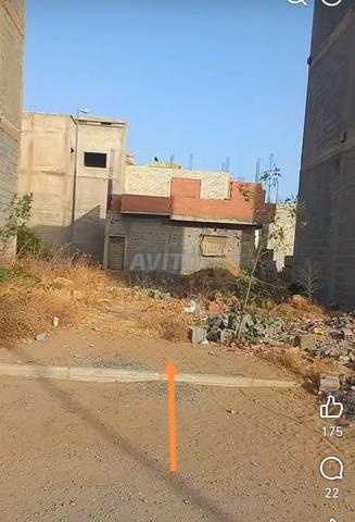 بقعة تجارية 90 متر - 2