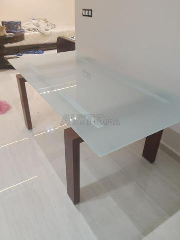 طاولة طعام كريستال - 2