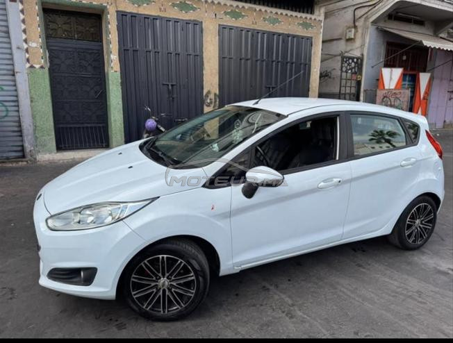 Ford fiesta essence 2015 