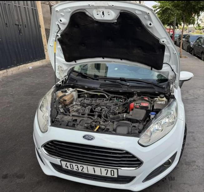Ford fiesta essence 2015 