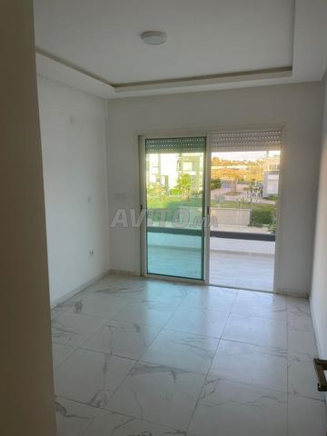 Appartement à louer 98 m² à Temara - 2