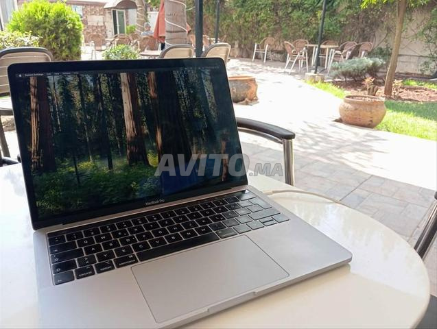 MacBook Pro 13 2018 i5 Quad Core 16Go RAM