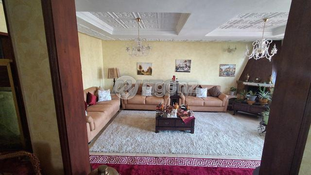 JAD-JA-1021 - Villa à vendre à Hay Al Qods