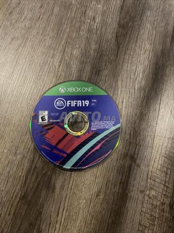 CD FIFA 19 Xbox One - 2