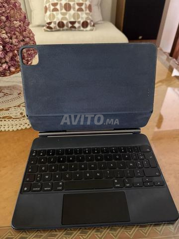 Magic Keyboard Apple officiel pour iPad (AZERTY) - 2