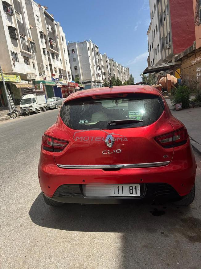clio 4 trés bon état