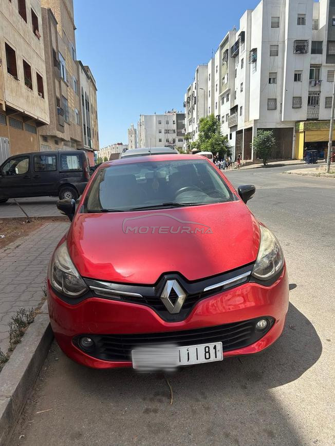 clio 4 trés bon état