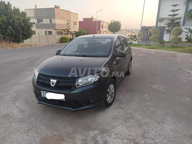 Belle voiture à vendre