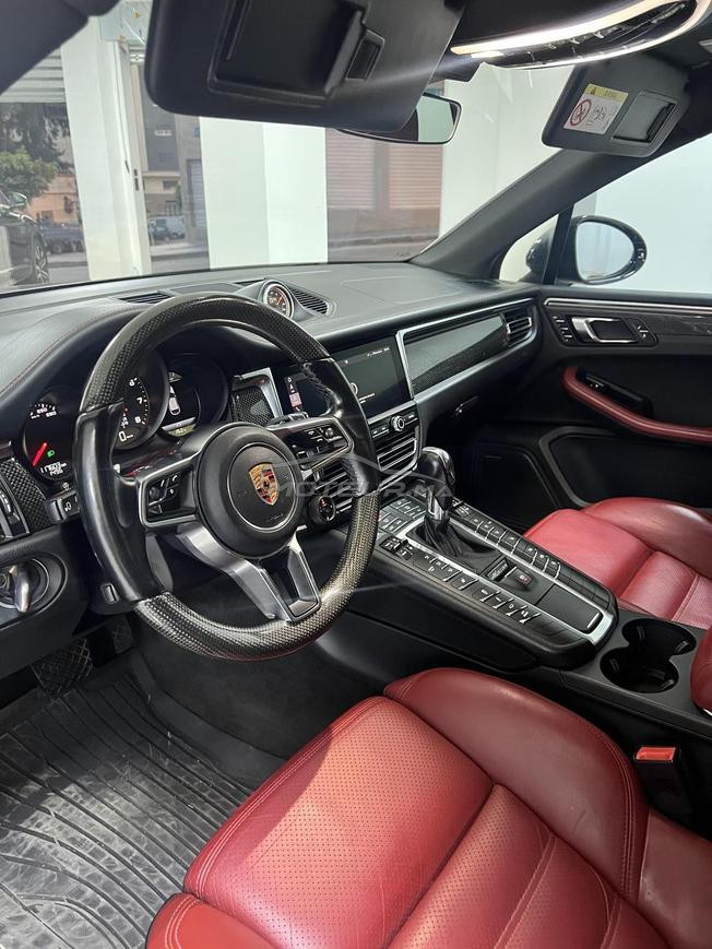 porshe macan modèle 2019 emporté neuve