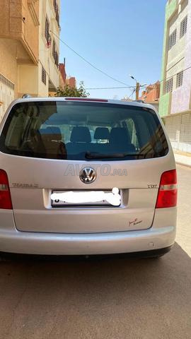 Volkswagen Touran - 2