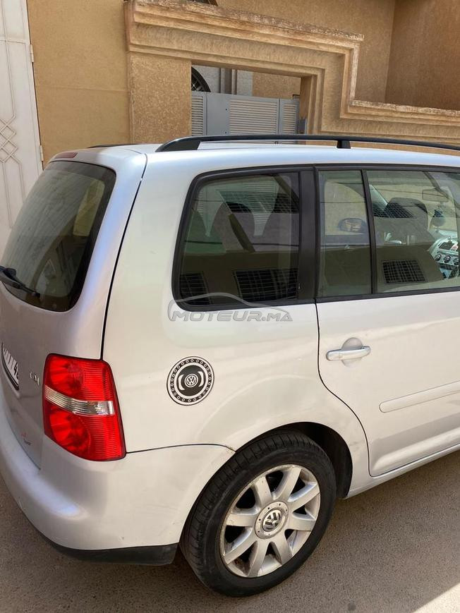 volkwagen touran 