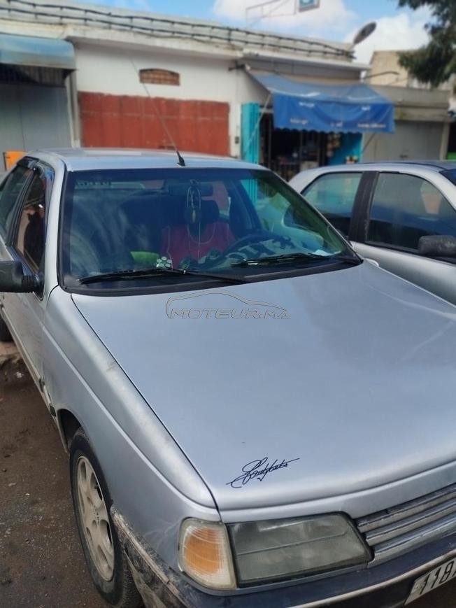 Peugeot 405
