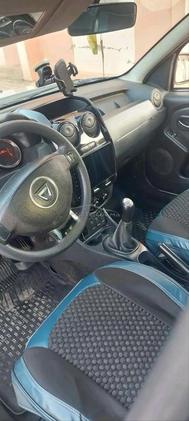 سيارة دوستر للبيع 