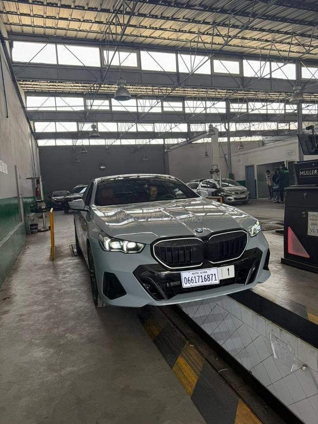 BMW        
