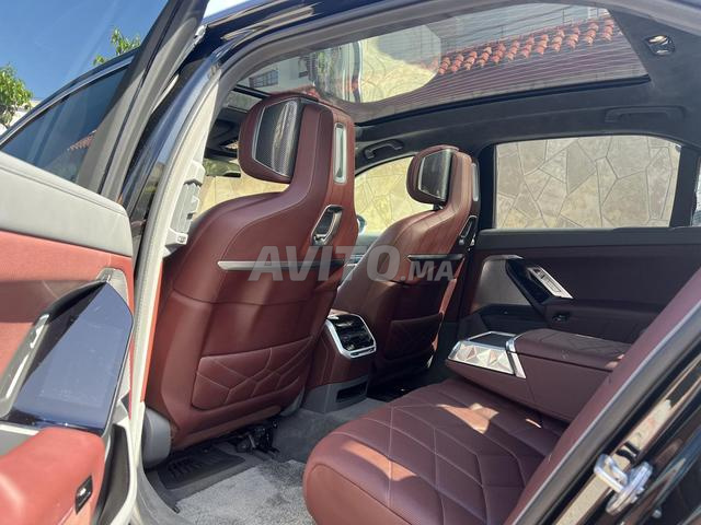 BMW i7 2023