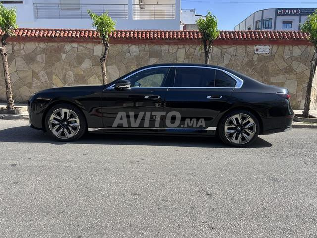 BMW i7 2023