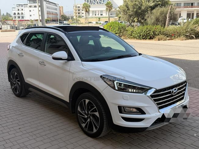 HYUNDAI TUCSON FAIBLE KM FULL OPTIONS 
