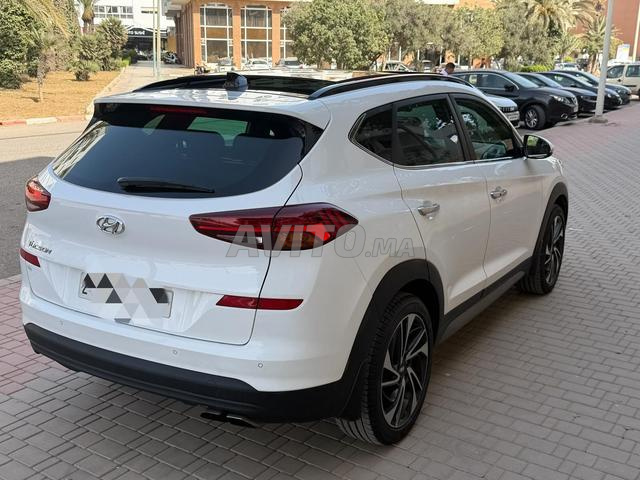 HYUNDAI TUCSON FAIBLE KM FULL OPTIONS - 2