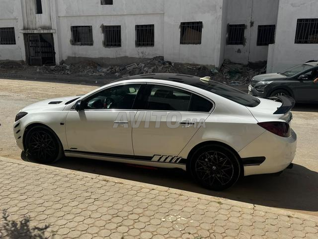 Opel Insignia Diesel Automatique 2010 à Casablanca - 2