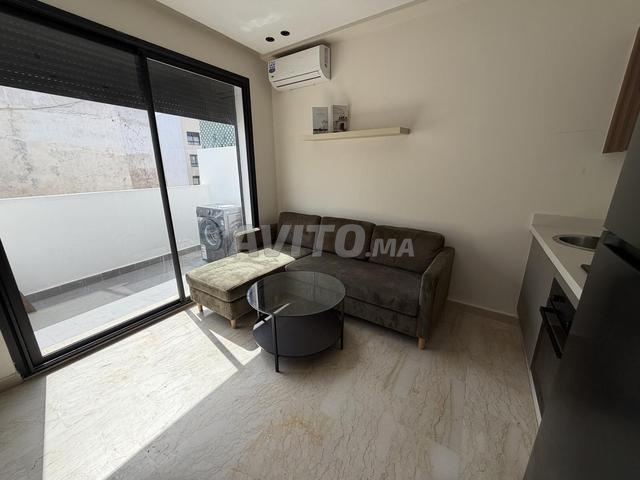 Studio meublé à louer Maarif Biranzarane